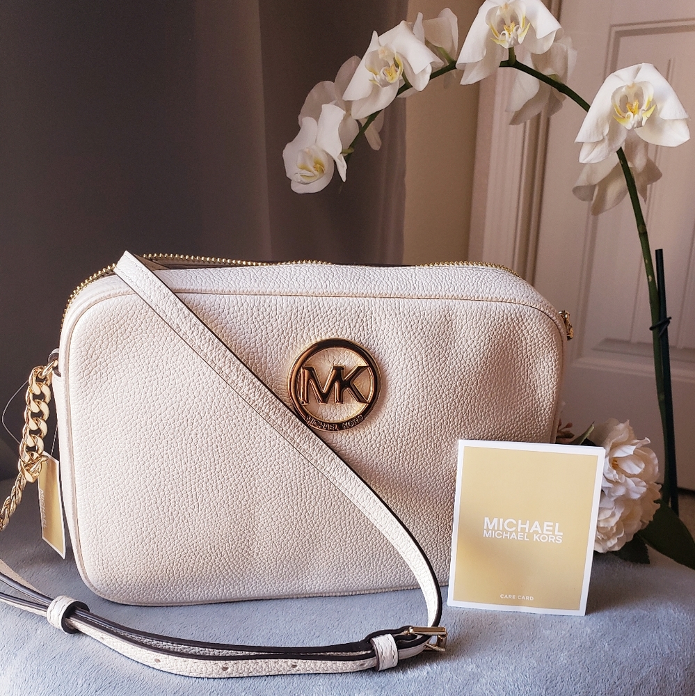 🤍New white MK Crossbody